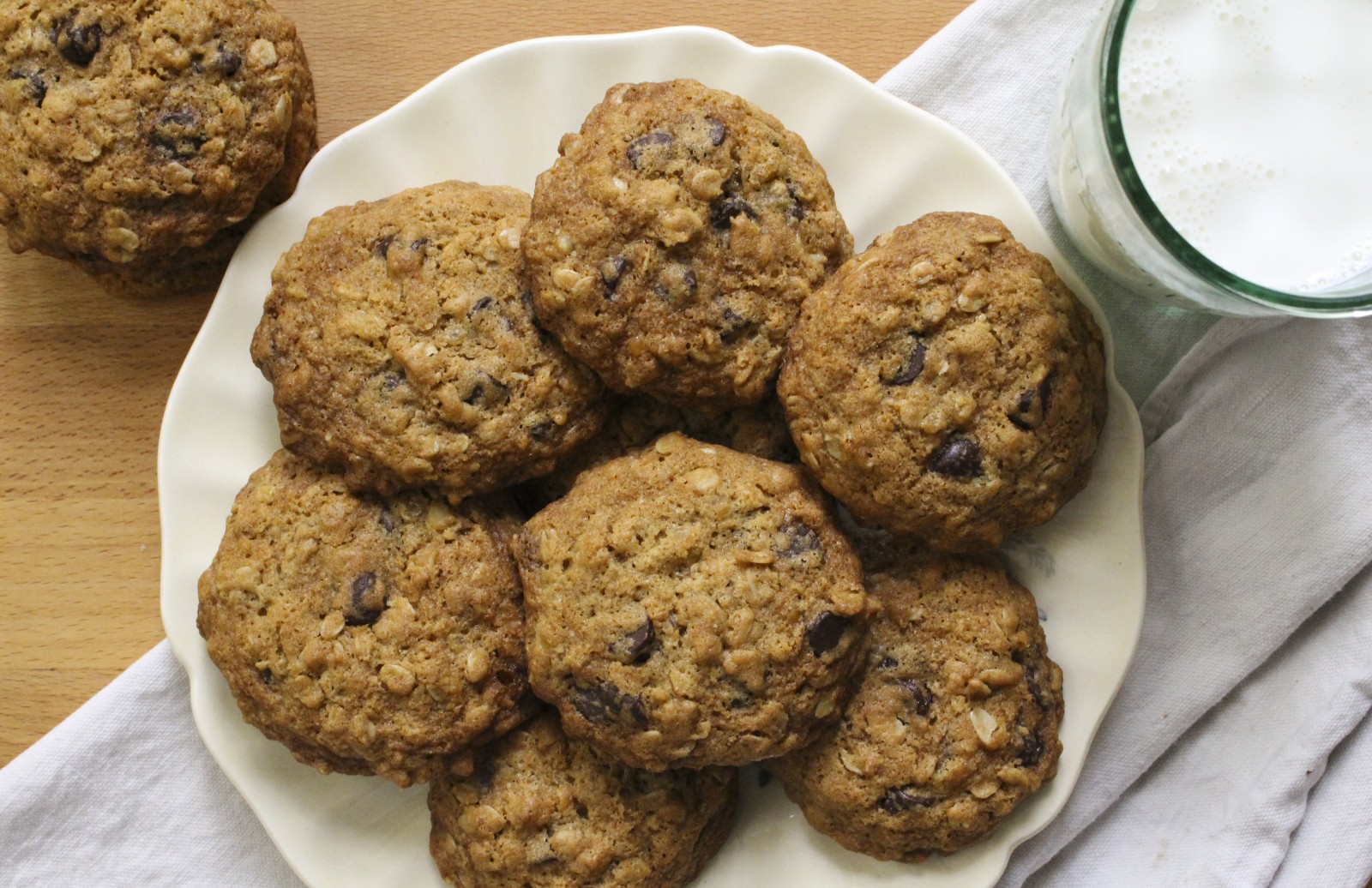 Oatmeal Chocolate Chip Cookies with Red Lentils
