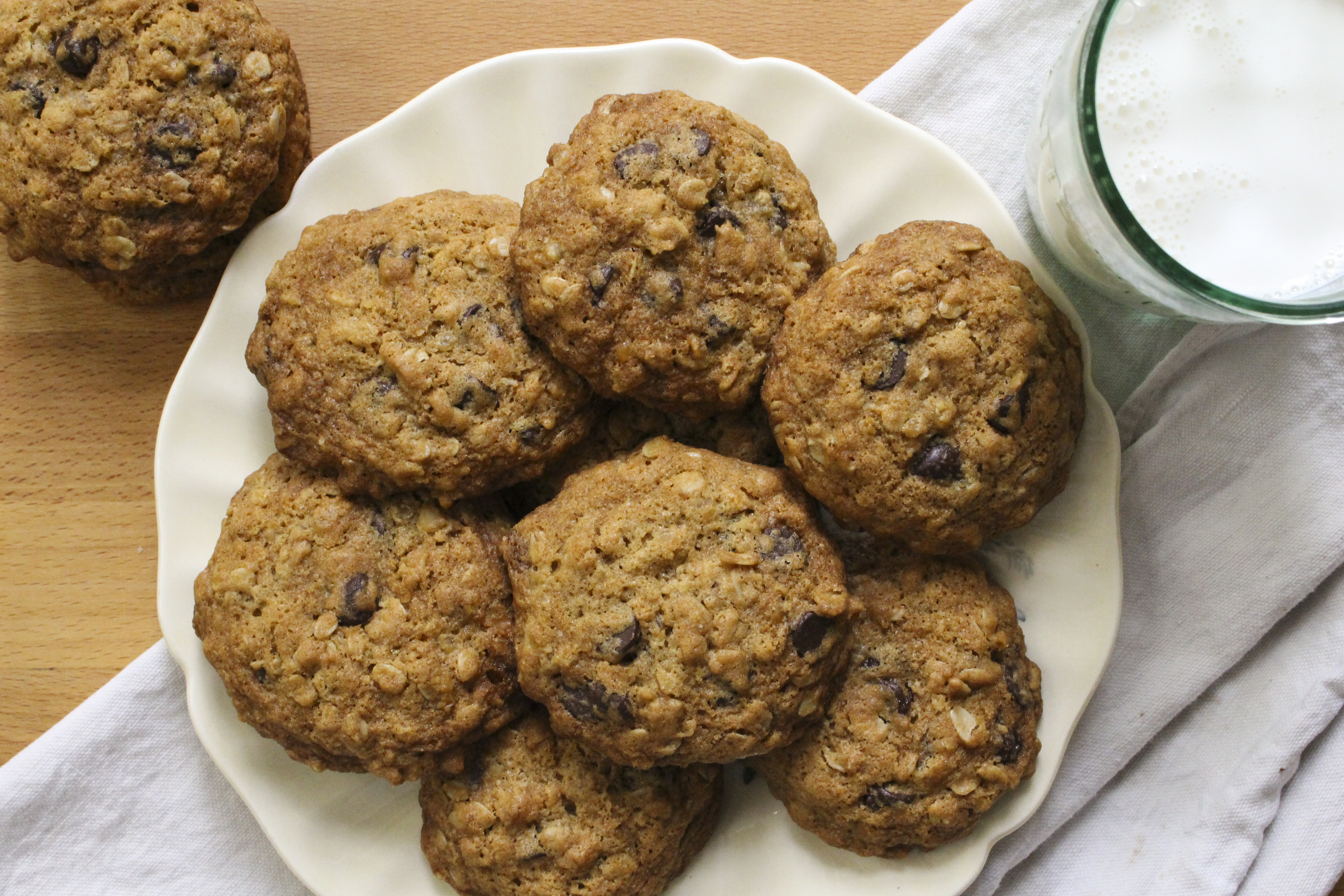 Oatmeal Chocolate Chip Cookies with Red Lentils