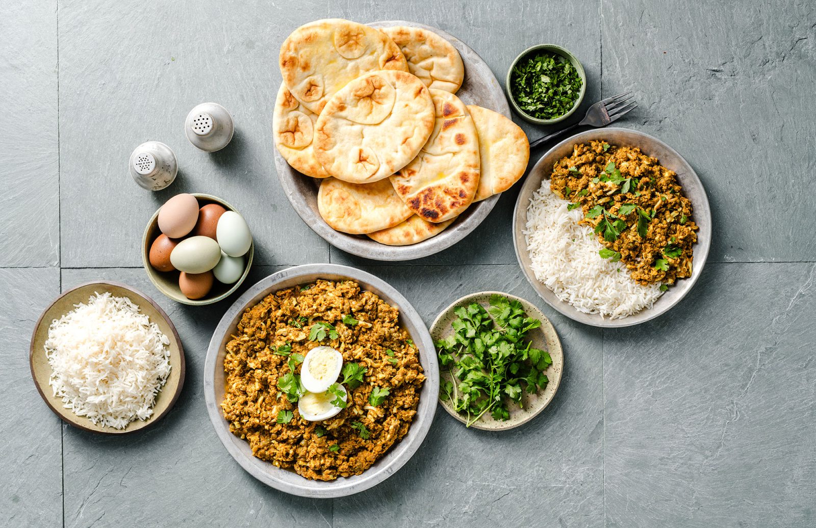 Lentil & Egg Ghotala (Mumbai Street Style Egg Curry)